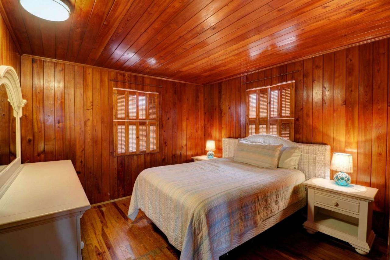 Estero Island Apartment With Boat Dock Fort Myers Beach Exterior foto